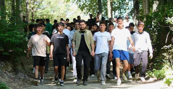 Kılavuz Gençlik’ten motivasyon kampı