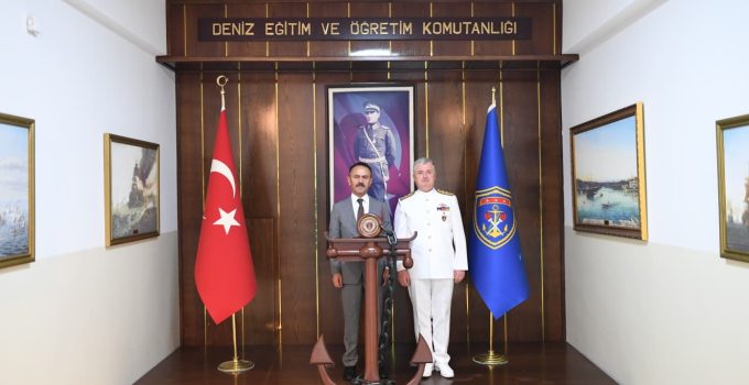 Vali İlhami Aktaş’tan Tümamiral Hüseyin Tığlı’ya Ziyaret