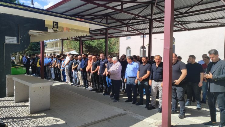 Menekşe Kurt son yolculuğuna uğurlandı